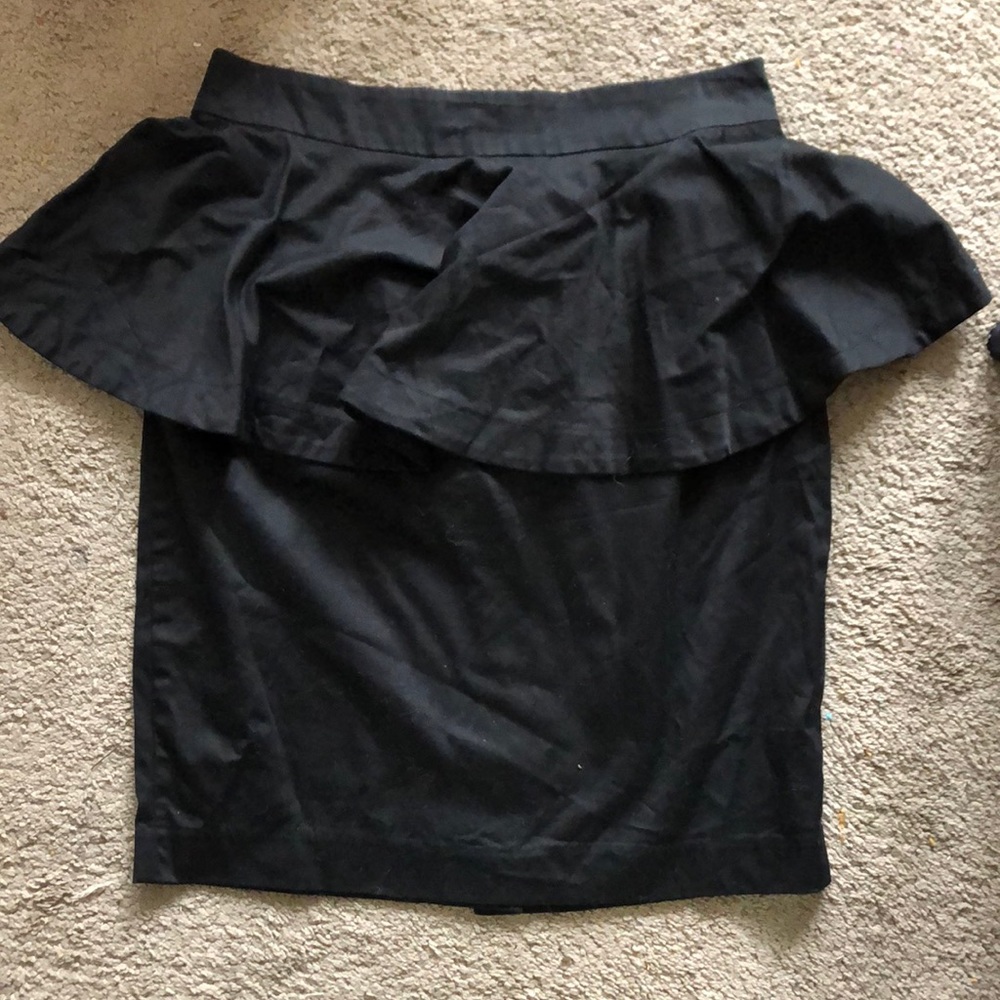 FOREVER 21 peplum skirt